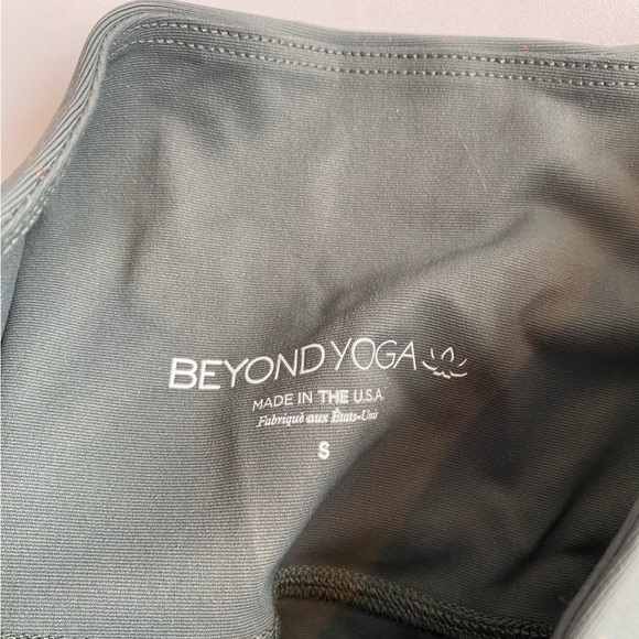 Beyond Yoga Alloy Ombre high rise Metallic Leggings Size Small sf3243 - Picture 14 of 14